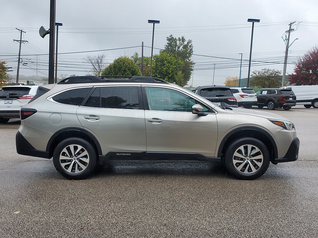 Used 2020 Subaru Outback Premium w/ Popular Package #1 AWD/4WD image 4