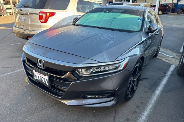 Used 2019 Honda Accord Sport image 2
