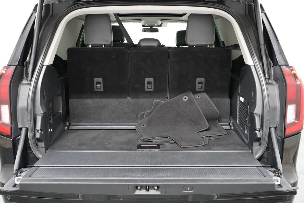 Certified 2025 Ford Expedition Active AWD/4WD image 36