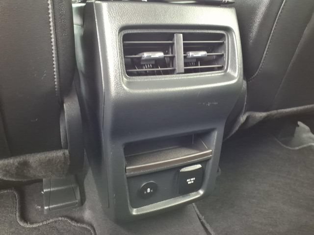 Certified 2024 Ford Edge Titanium AWD/4WD image 26