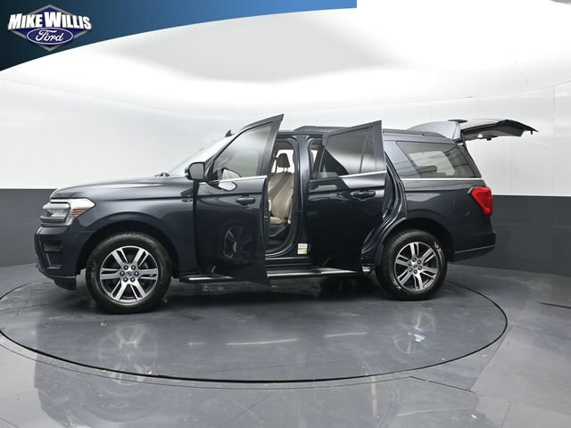 Certified 2023 Ford Expedition XLT RWD image 28