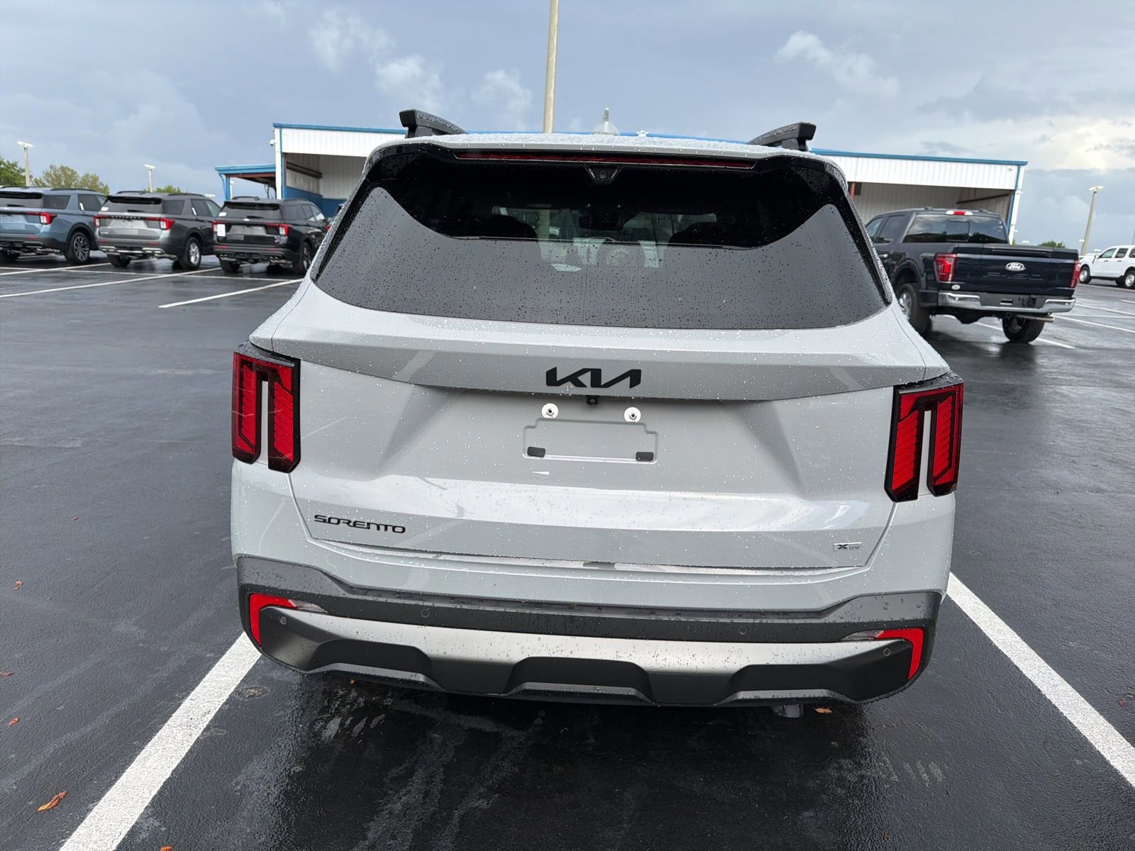 Used 2025 Kia Sorento SX Prestige image 12