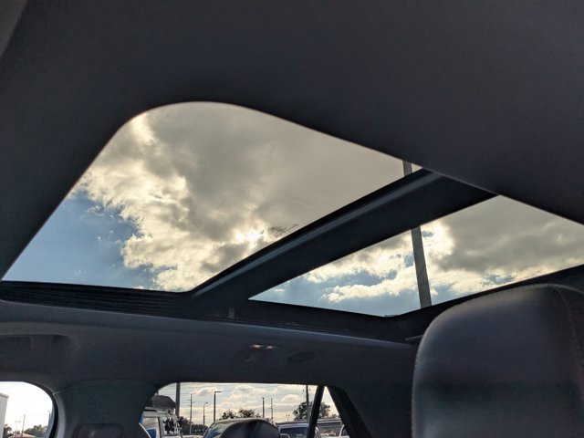 Certified 2022 Ford Explorer XLT w/ Equipment Group 202A image 22