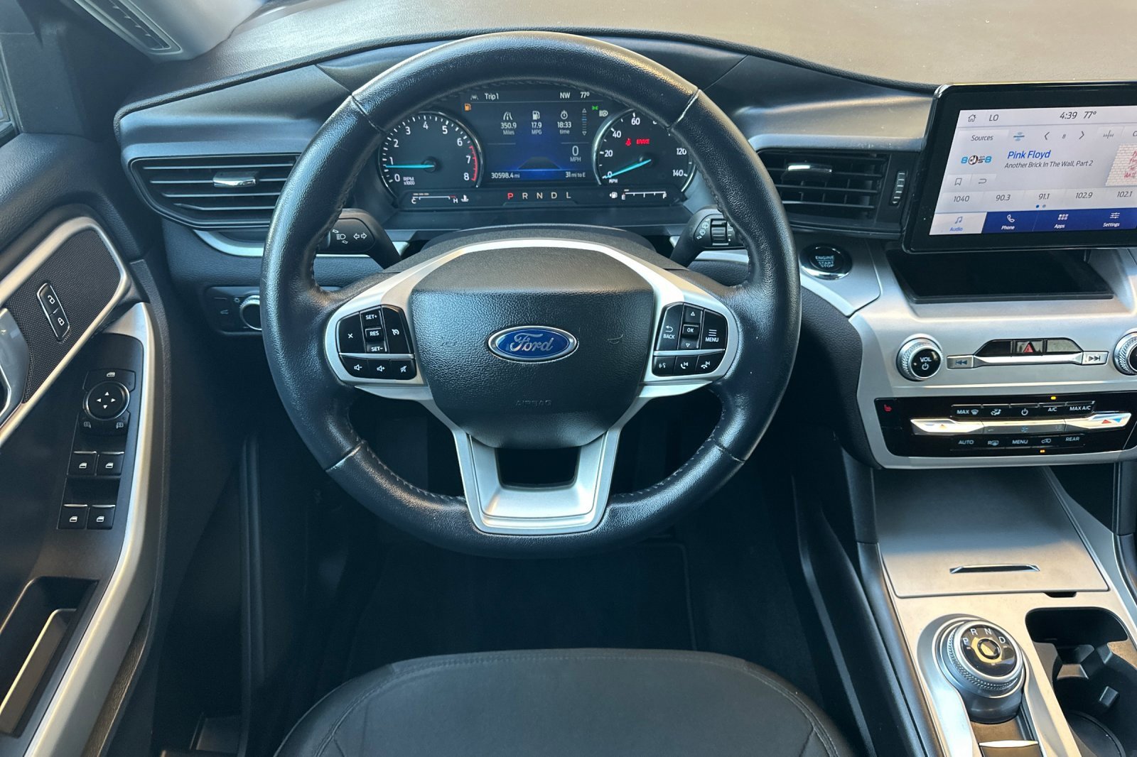 Certified 2022 Ford Explorer XLT image 13