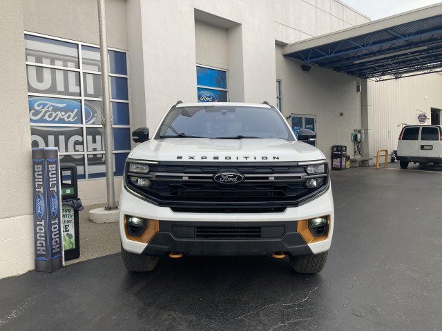 Certified 2025 Ford Expedition Tremor AWD/4WD image 2
