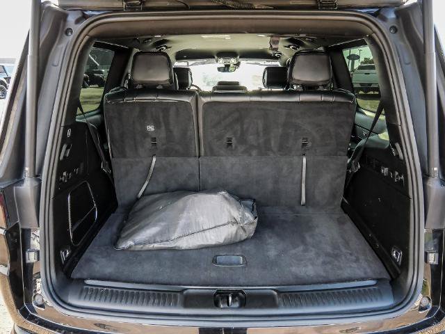 Used 2022 Jeep Wagoneer Series II AWD/4WD image 12