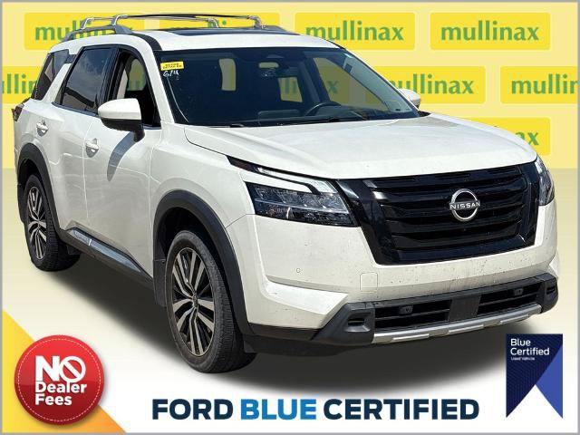 Used 2024 Nissan Pathfinder Platinum w/ Black Appearance Package