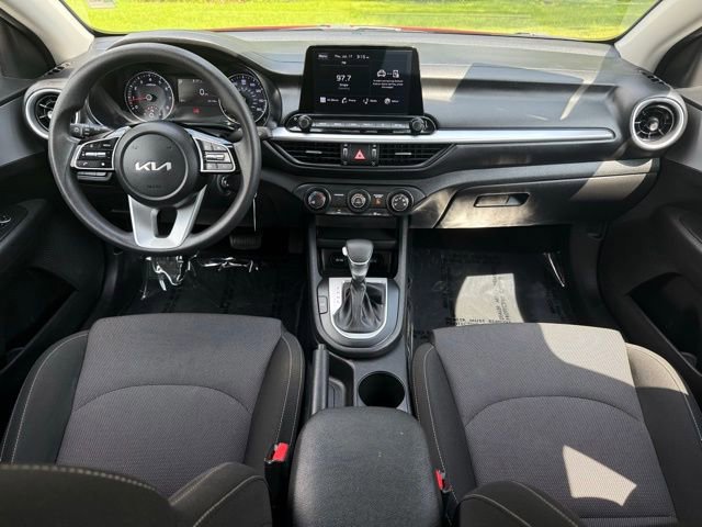 Used 2023 Kia Forte LXS w/ LXS Technology Package image 16