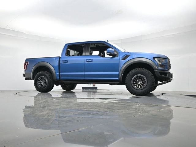 Certified 2019 Ford F150 Raptor w/ Equipment Group 802A Luxury image 32