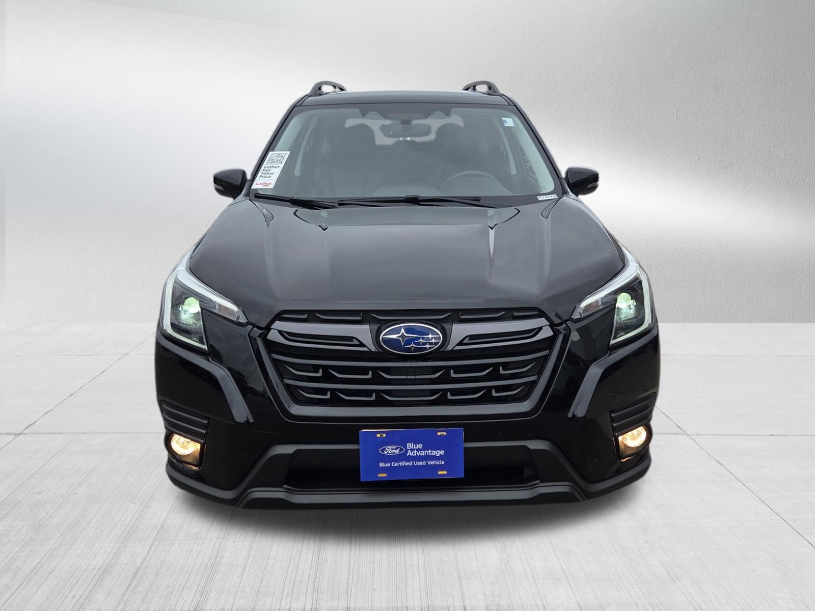 Used 2023 Subaru Forester Limited AWD/4WD image 2
