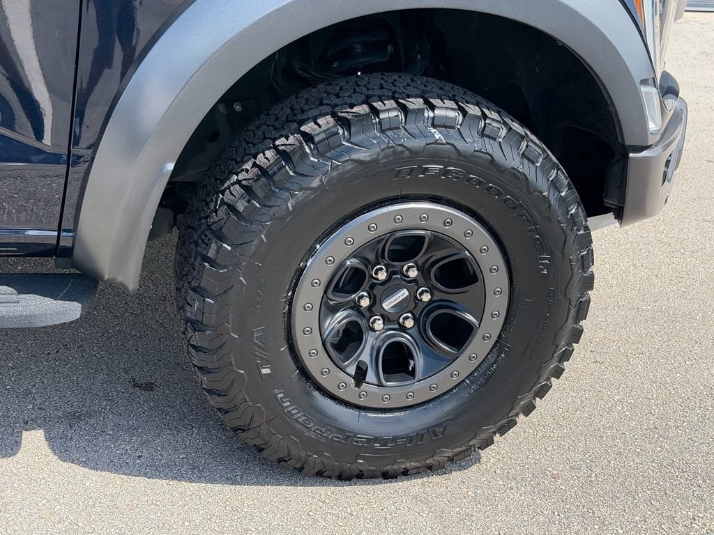 Certified 2023 Ford F150 Raptor w/ Raptor Carbon Fiber Package AWD/4WD image 9
