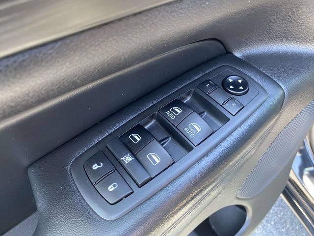 Used 2021 Jeep Grand Cherokee Laredo X RWD image 17