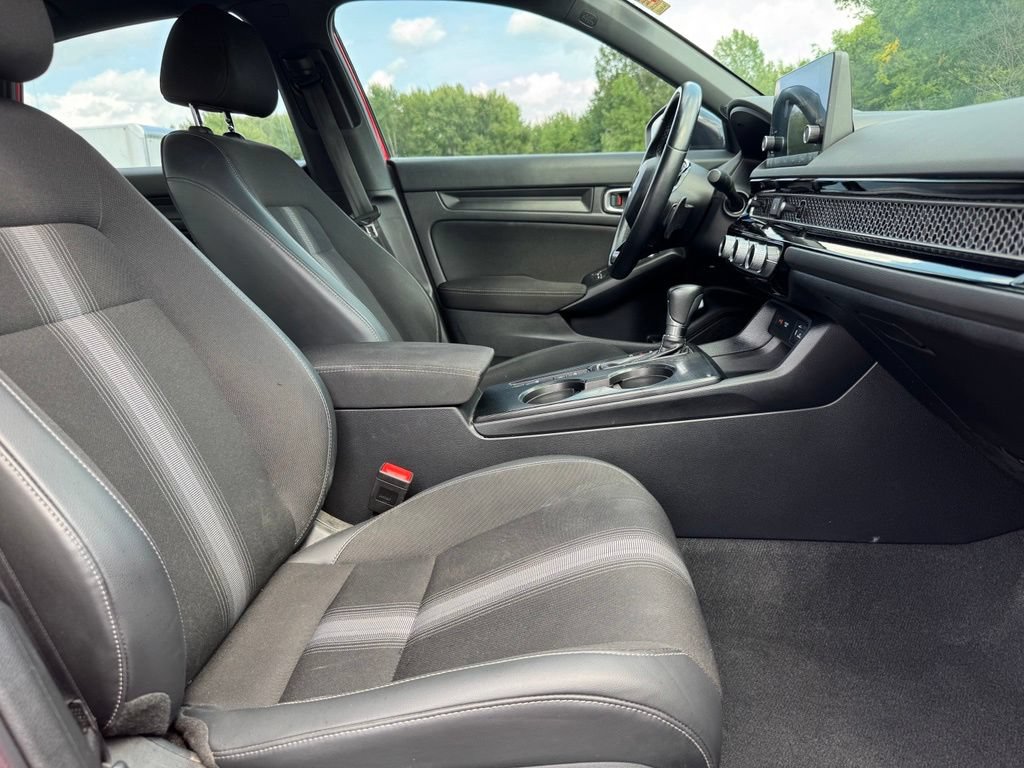 Used 2023 Honda Civic Sport image 15