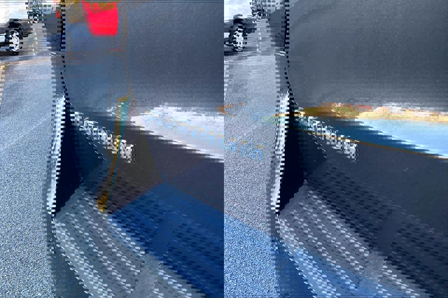 Certified 2023 Ford Expedition Platinum image 11