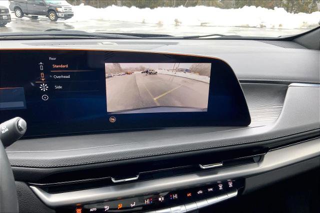 Used 2025 Cadillac XT4 Premium Luxury w/ Cold Weather Package image 29