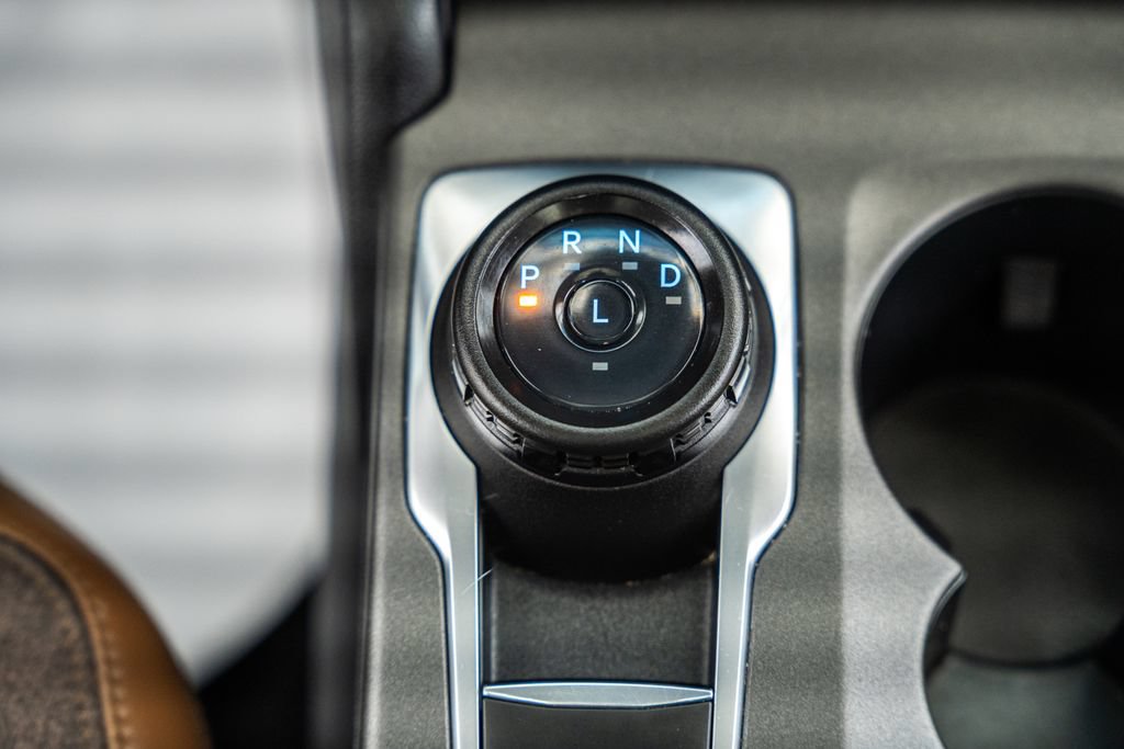 Certified 2025 Ford Bronco Sport Outer Banks w/ Outer Banks Tech Package+ AWD/4WD image 24