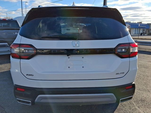 Used 2023 Honda Pilot Elite image 3