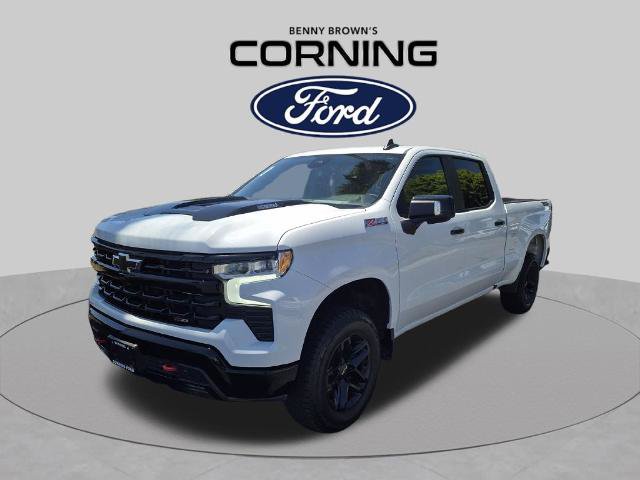 Used 2023 Chevrolet Silverado 1500 LT Trail Boss w/ Convenience Package II AWD/4WD image 1