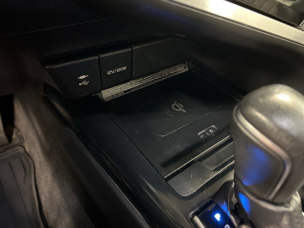 Used 2019 Toyota Camry XSE image 13