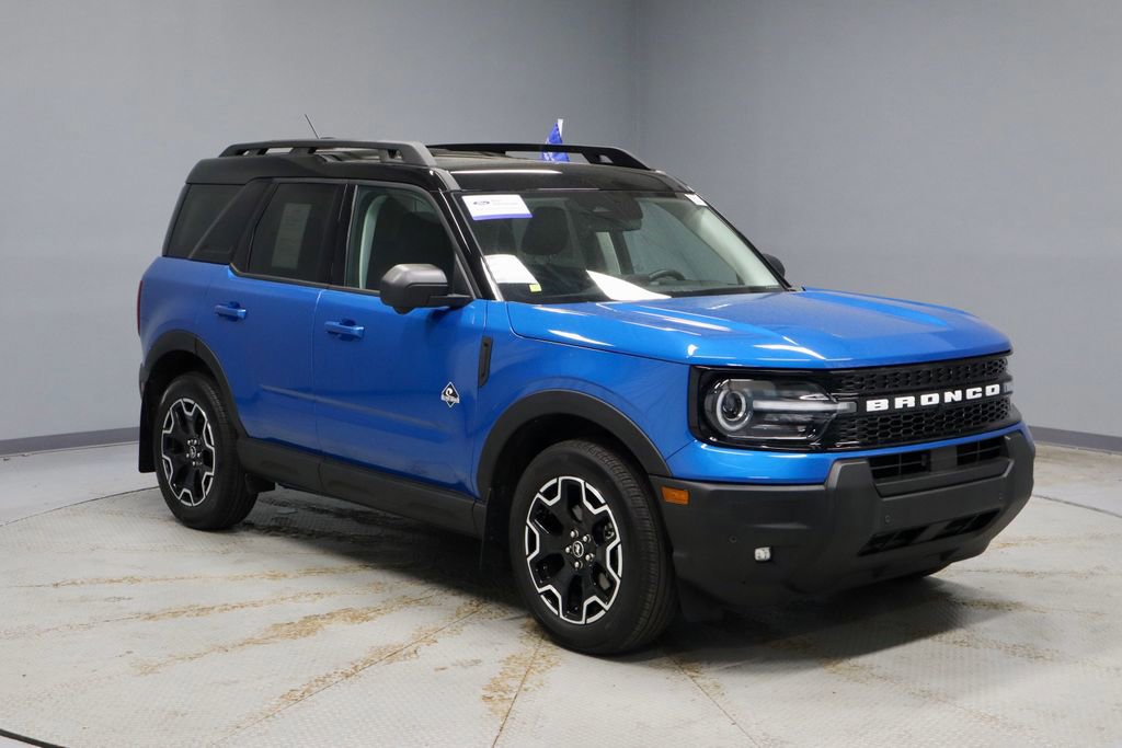 Certified 2025 Ford Bronco Sport Outer Banks w/ Outer Banks Tech Package+ AWD/4WD image 7