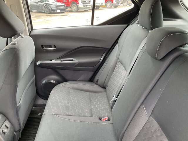Used 2023 Nissan Kicks SV FWD image 10