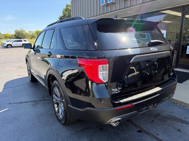 Certified 2024 Ford Explorer XLT w/ Equipment Group 202A AWD/4WD image 2