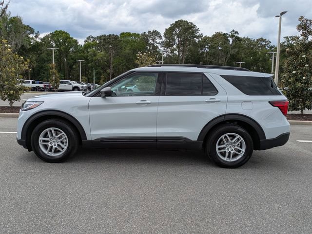 Certified 2026 Ford Explorer Active w/ Active Comfort Package RWD image 7