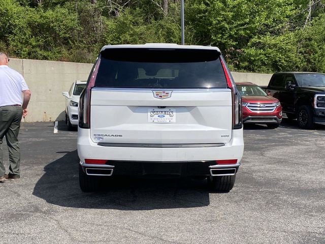 Used 2022 Cadillac Escalade ESV Premium Luxury w/ Performance Package image 3