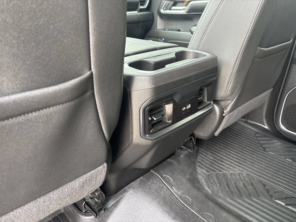 Used 2024 Chevrolet Silverado 1500 RST AWD/4WD image 31