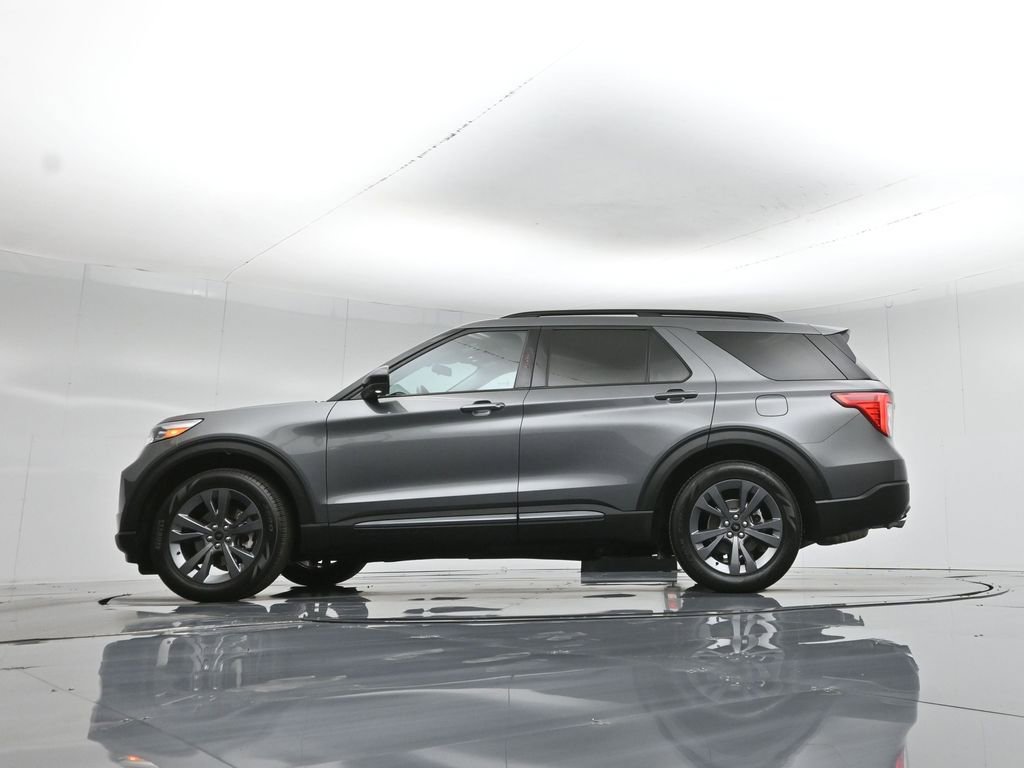 Certified 2023 Ford Explorer XLT w/ Equipment Group 202A image 50