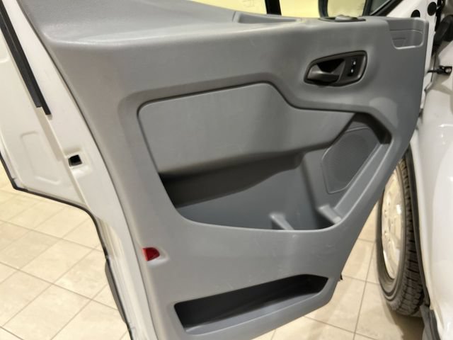 Certified 2018 Ford Transit 350 XLT RWD image 19