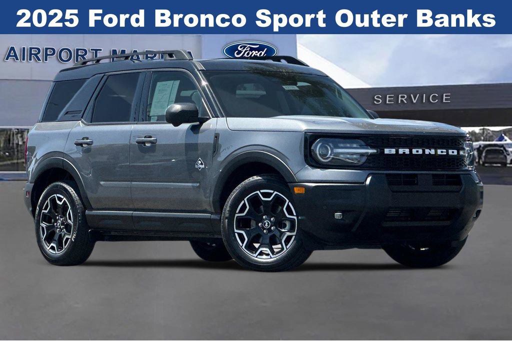 Certified 2025 Ford Bronco Sport Outer Banks w/ Outer Banks Tech Package+ AWD/4WD image 2