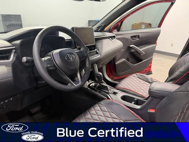 Used 2024 Toyota Corolla Cross AWD Hybrid w/ Moonroof Package image 9