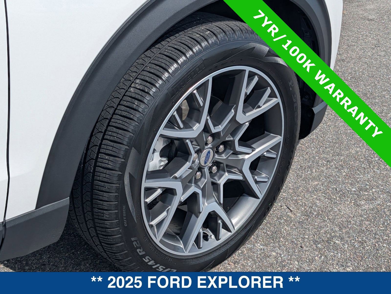 Certified 2025 Ford Explorer Platinum w/ Ultimate Package image 13