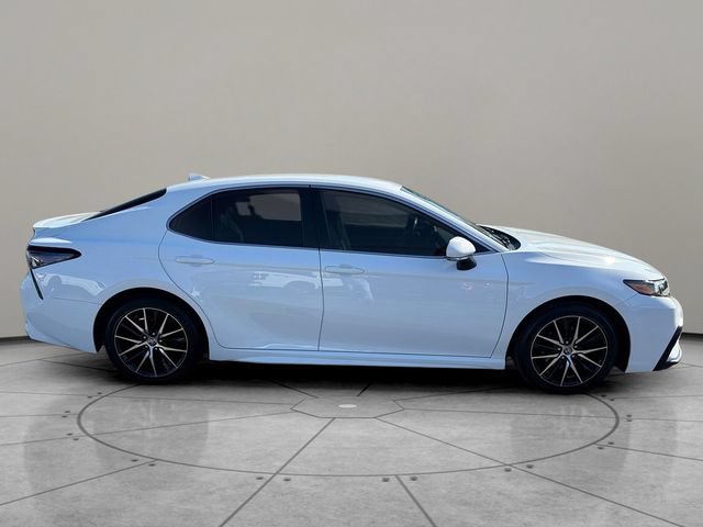 Used 2023 Toyota Camry SE FWD image 13