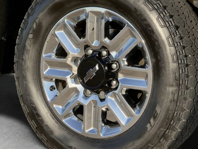 Used 2024 Chevrolet Silverado 2500 High Country w/ High Country Premium Package AWD/4WD image 38