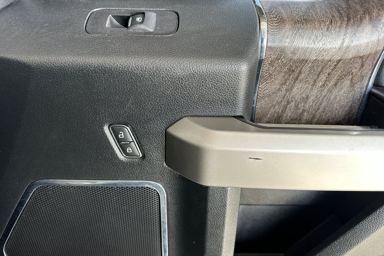 Certified 2019 Ford F250 Lariat AWD/4WD image 17
