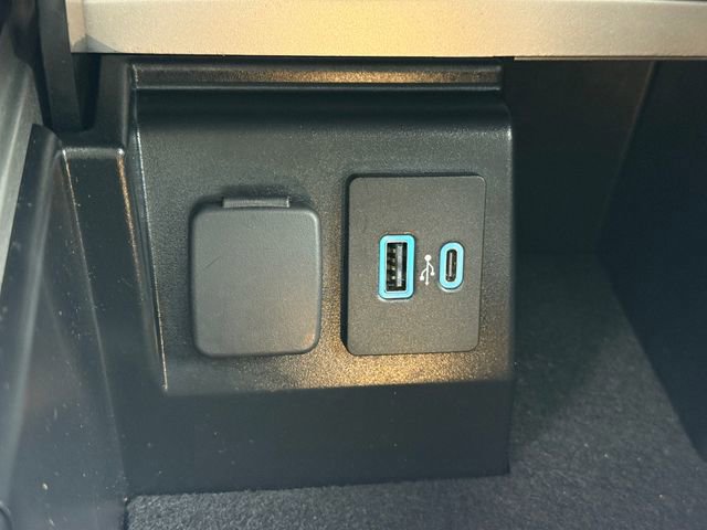 Certified 2023 Ford Explorer XLT w/ Equipment Group 202A image 26