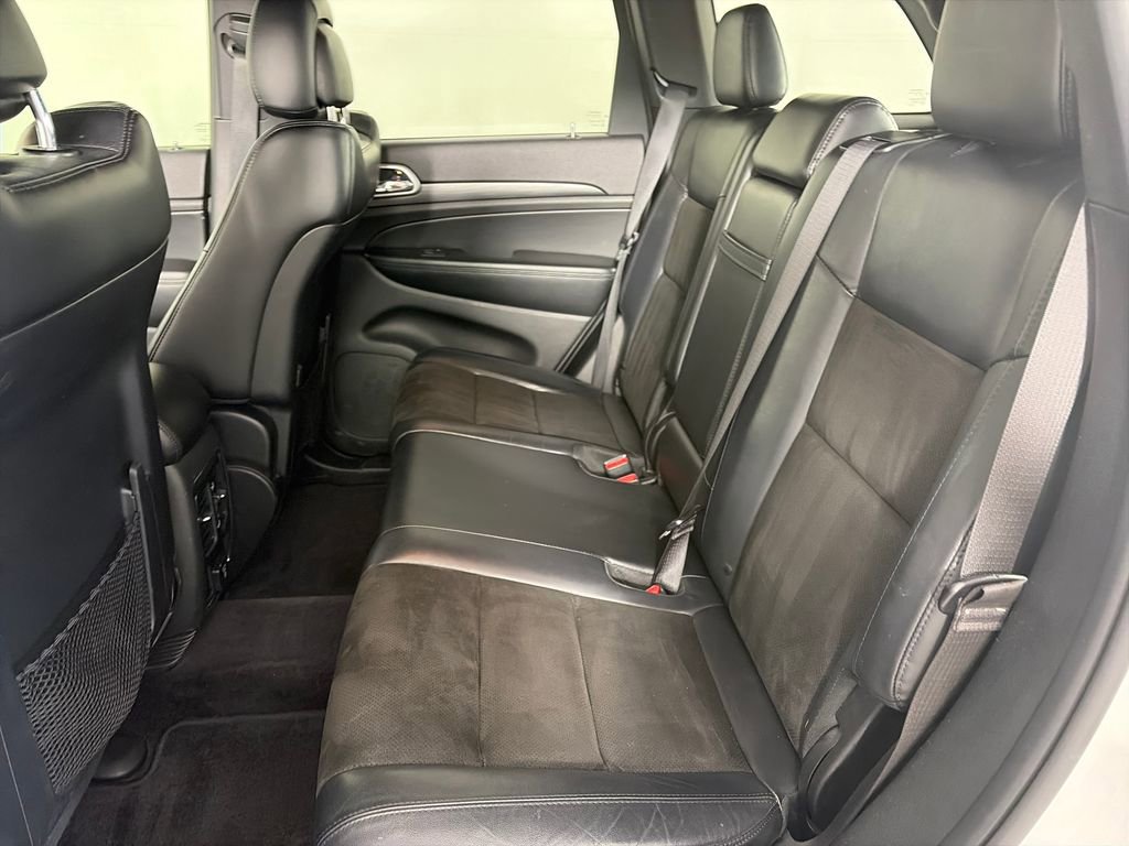 Used 2019 Jeep Grand Cherokee Altitude image 13