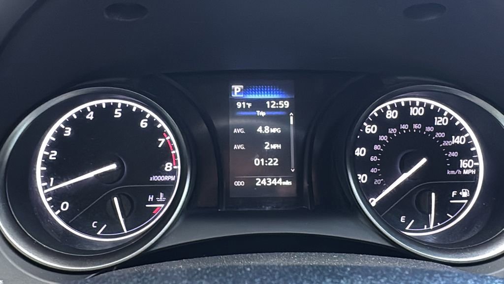 Used 2023 Toyota Camry SE FWD image 14