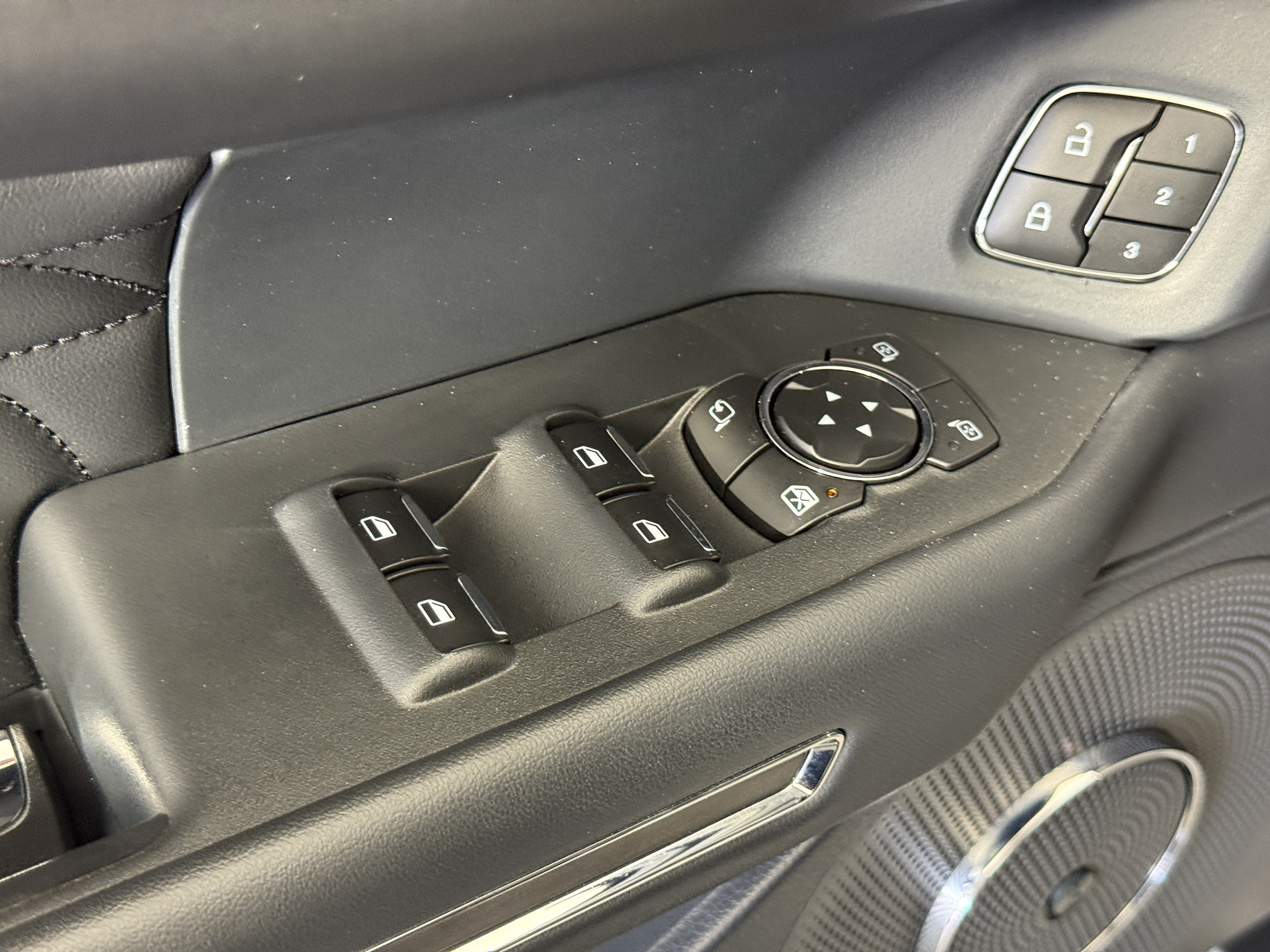 Certified 2022 Ford Expedition Max Platinum AWD/4WD image 19