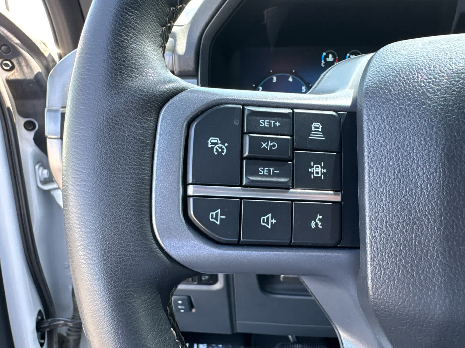 Certified 2025 Ford F150 Lariat AWD/4WD image 29