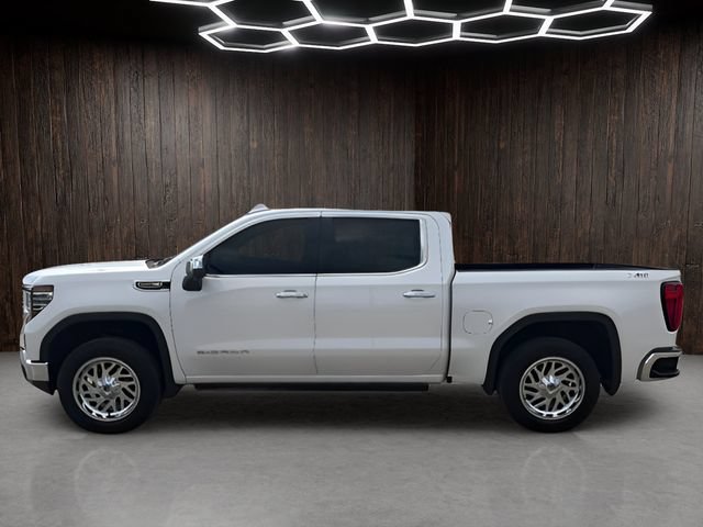Used 2024 GMC Sierra 1500 SLT w/ SLT Premium Plus Package AWD/4WD image 4