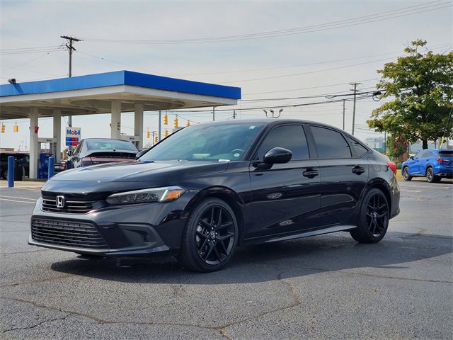 Used 2024 Honda Civic Sport image 2