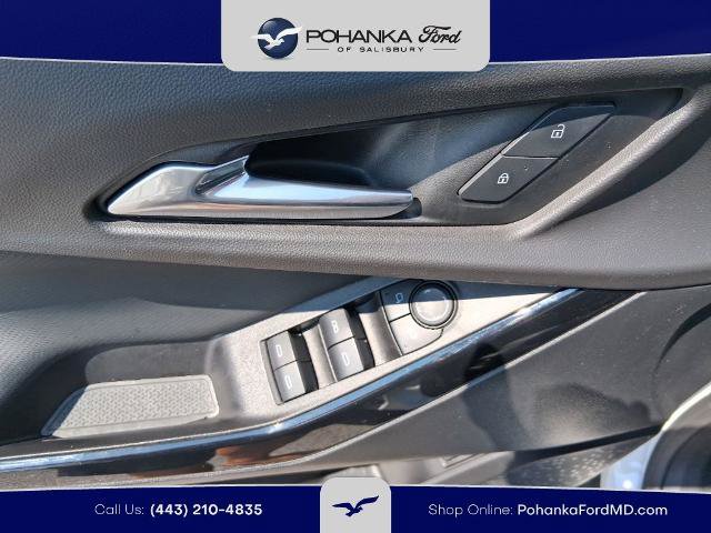 Used 2025 Chevrolet Equinox LT w/ Convenience Package II FWD image 10