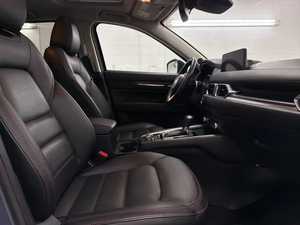 Used 2025 MAZDA CX-5 Carbon Edition AWD/4WD image 30