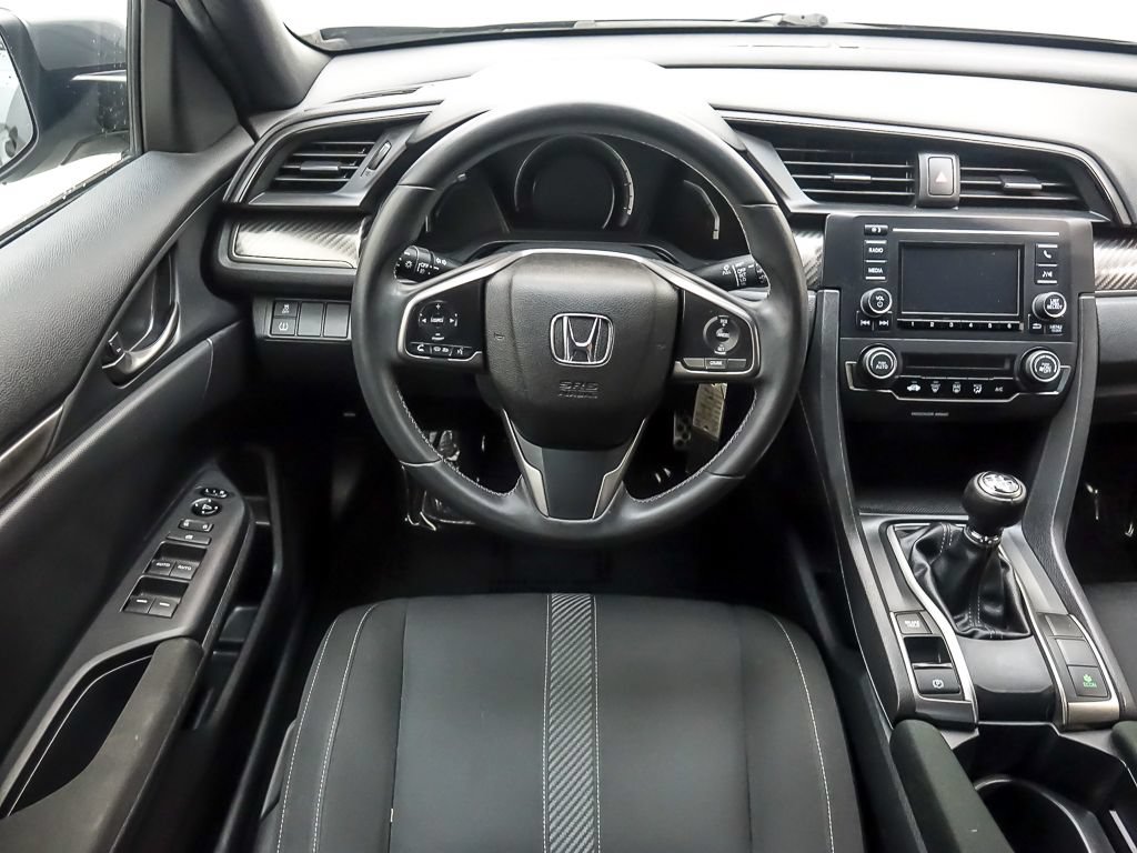 Used 2018 Honda Civic Sport image 12