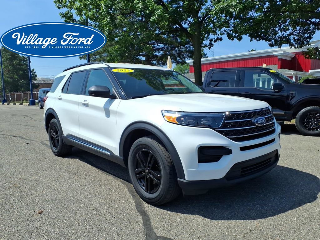 Certified 2023 Ford Explorer XLT AWD/4WD image 4
