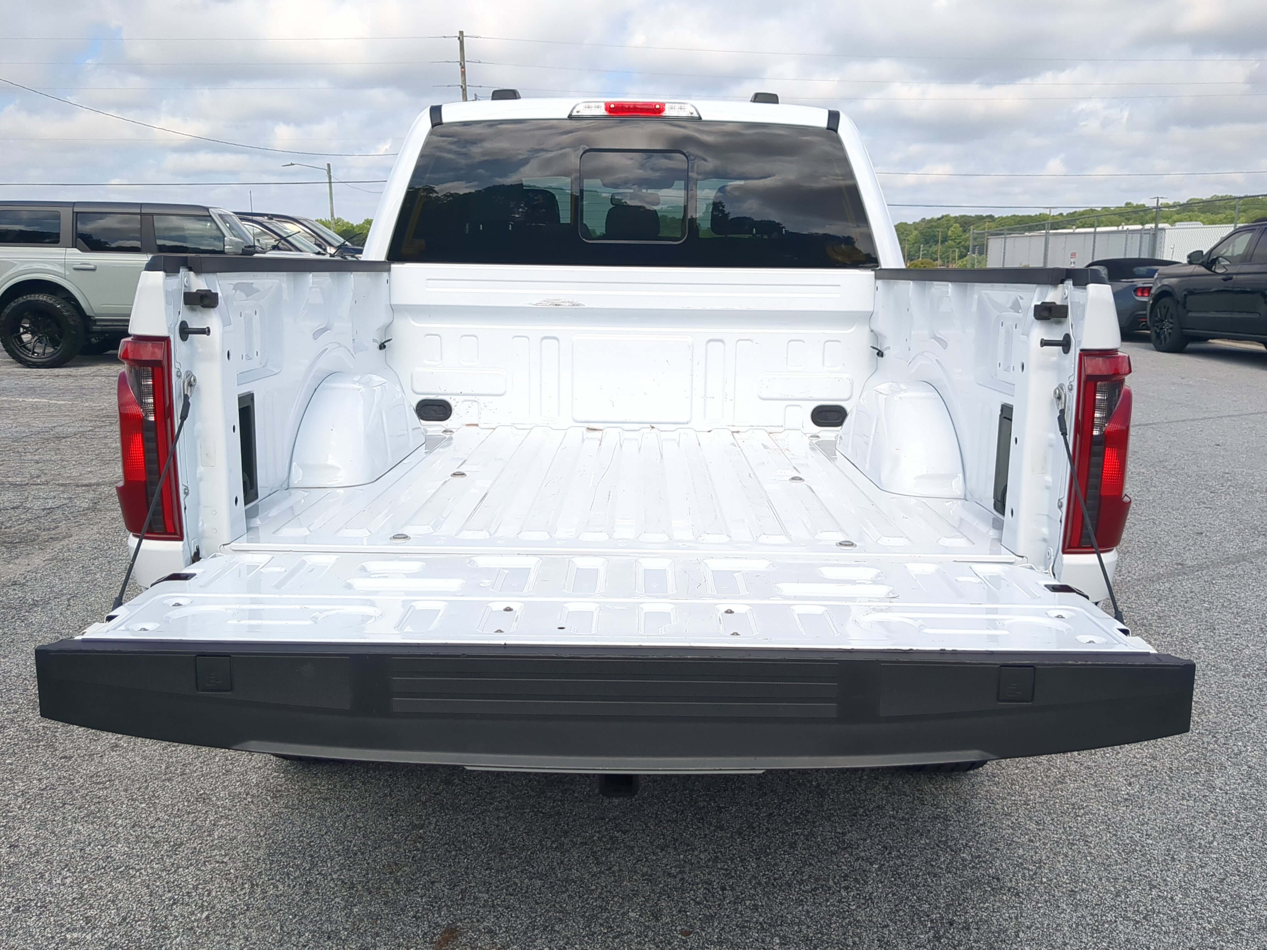 Certified 2024 Ford F150 XLT w/ Equipment Group 302A MID AWD/4WD image 11