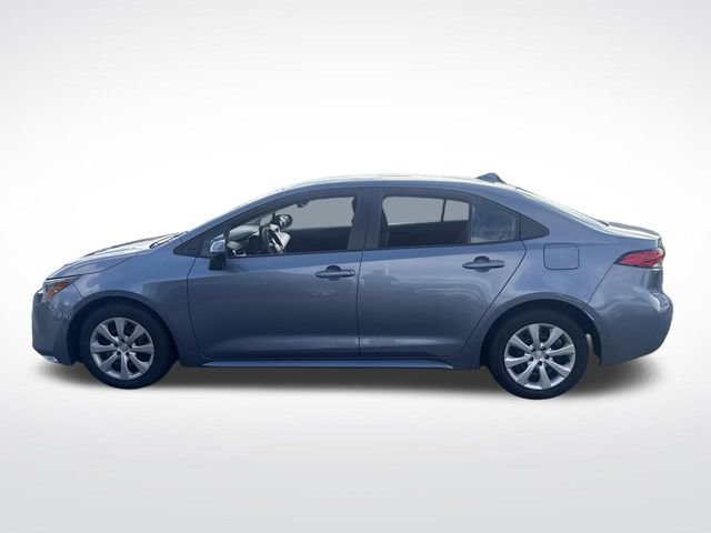 Used 2023 Toyota Corolla LE image 3